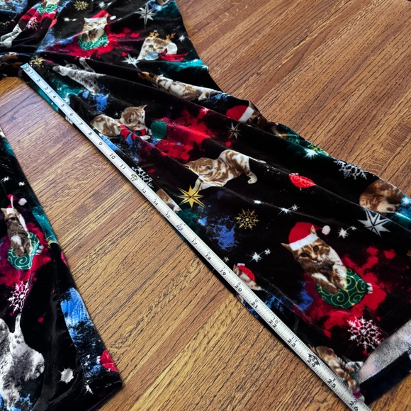 Womens (Jrs) Black Velvet Christmas Kitty Cat Holiday Overalls Jumpsuit - Picture 13 of 13